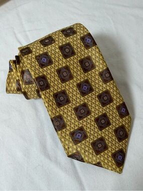 Ermenegildo Zegna 100% Silk Yellow Silk Tie Brown Medallions & Purple Details